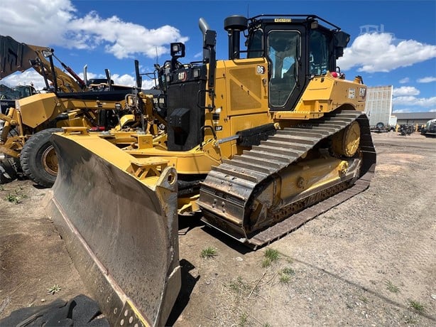 2022 CATERPILLAR D6
